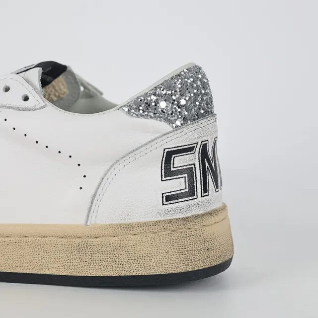 Golden Goose Super-Star sneakers lifestyle à étoile scintillante blanche 4