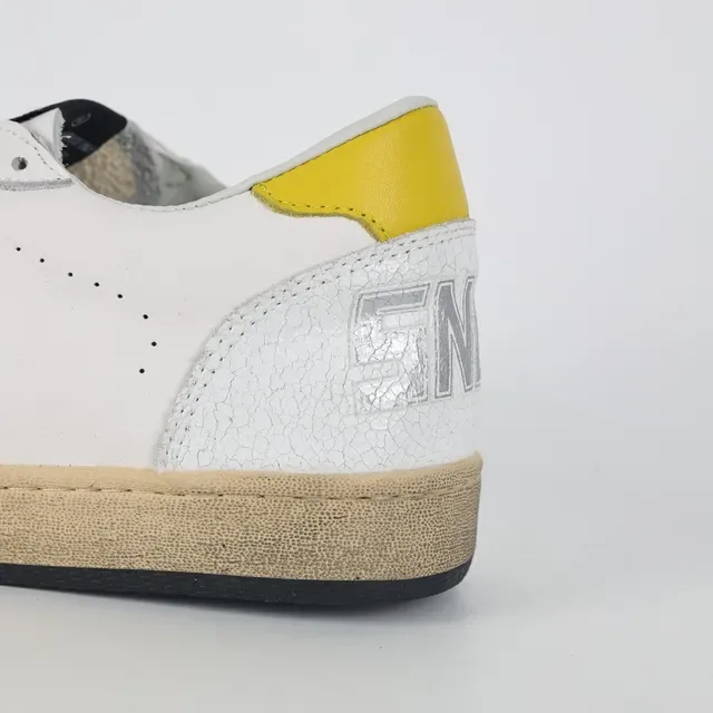 Golden Goose White Burgundy Cracked Leather Upper Star Side Patch Lifestyle Sneakers 4