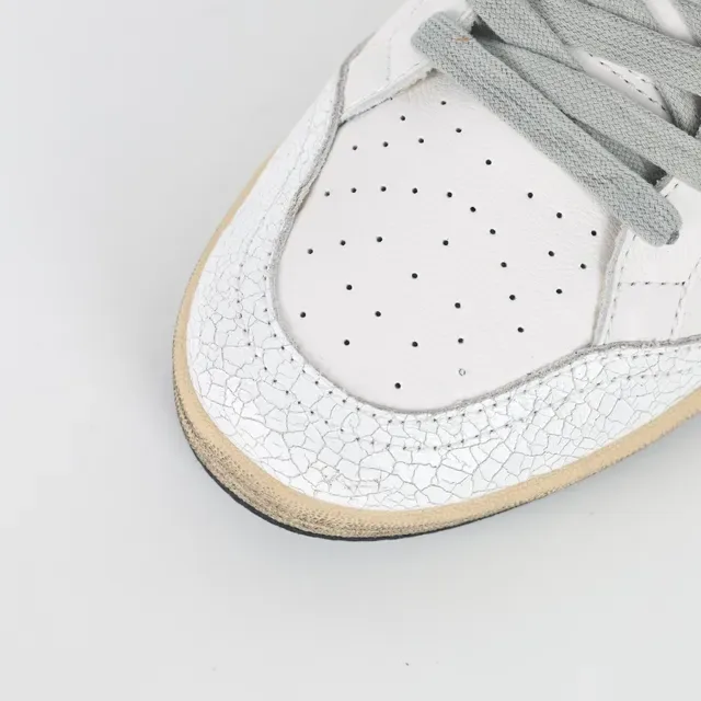 Golden Goose White Burgundy Cracked Leather Upper Star Side Patch Lifestyle Sneakers 5