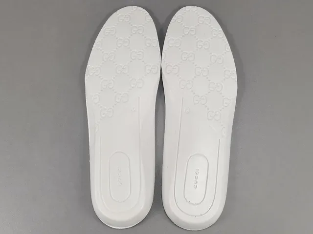 Gucci Ace Disney Mickey Mouse GG Supreme Canvas Chaussures Lifestyle 3