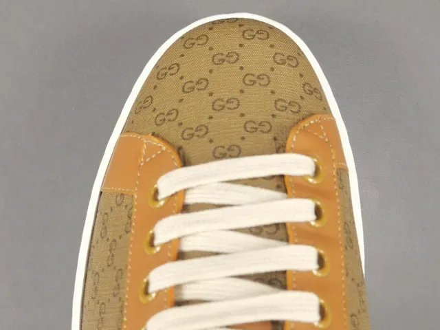 Gucci Ace Disney Mickey Mouse GG Supreme Canvas Chaussures Lifestyle 10