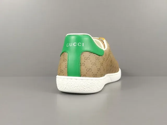 Gucci Ace Disney Mickey Mouse GG Supreme Canvas Chaussures Lifestyle 14