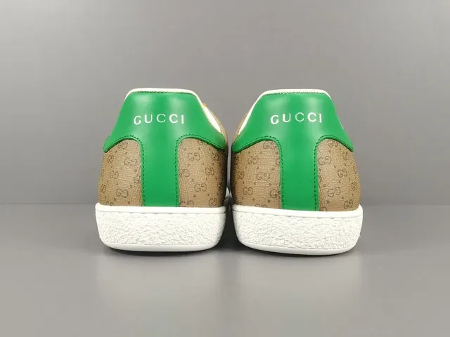Gucci Ace Disney Mickey Mouse GG Supreme Canvas Chaussures Lifestyle 17