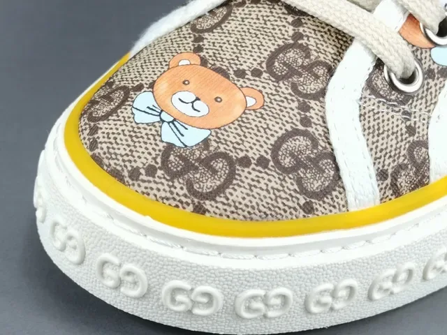 Gucci Ace Teddy Bear Print Lifestyle Sneakers 2