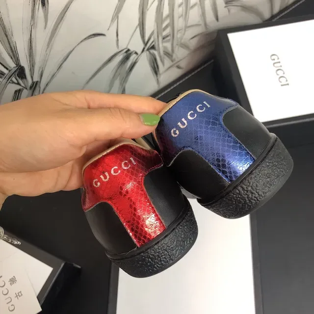 Gucci Ace Tiger Black Red Web Stripe Lifestyle Sneakers 2