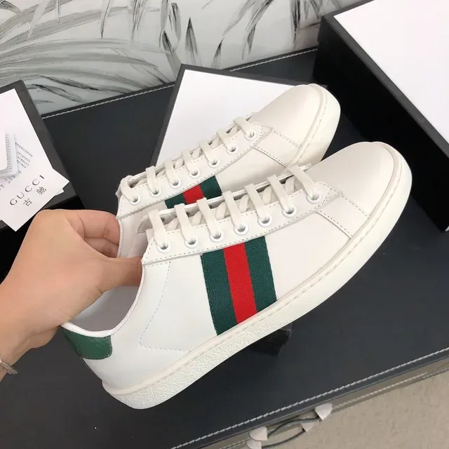 Gucci Ace أبيض أخضر أحمر Web Stripe سنيكرز لايف ستايل 5