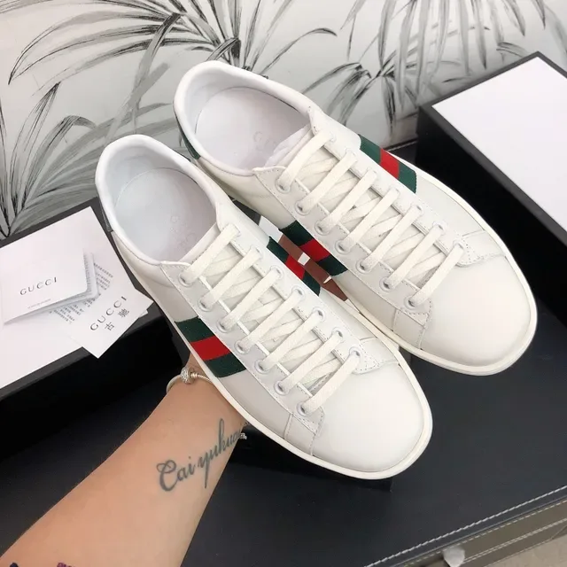 Gucci Ace أبيض أخضر أحمر Web Stripe سنيكرز لايف ستايل 7