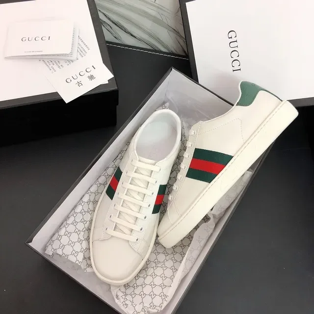 Gucci Ace أبيض أخضر أحمر Web Stripe سنيكرز لايف ستايل 8