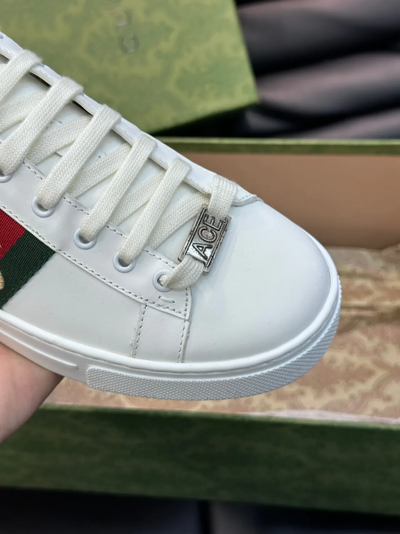 Gucci Ace White Leather Web Stripe Bee Embroidery Lifestyle Sneakers 8