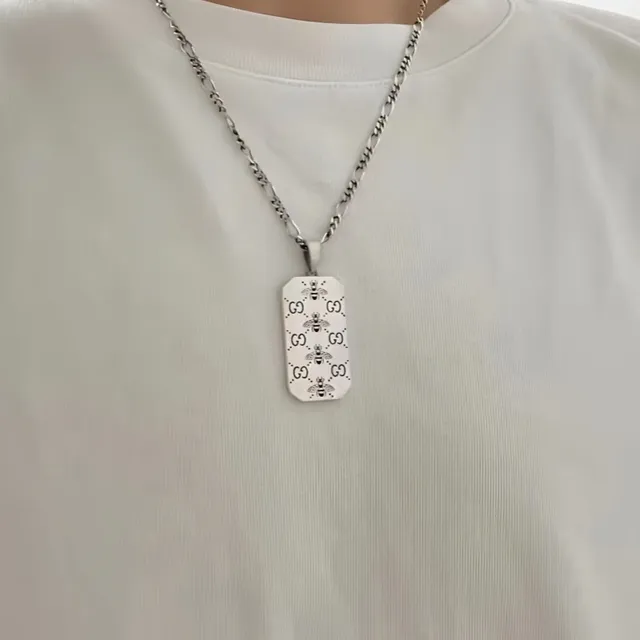 Gucci Bee Motif Dog Tag Silver Black Pendant Figaro Chain Necklace 9