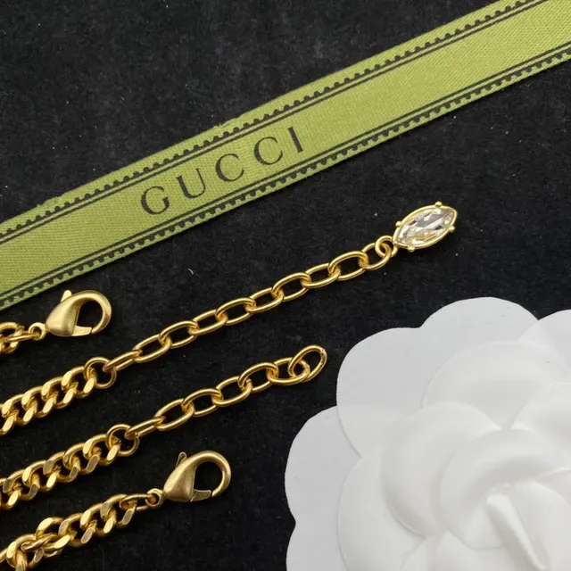 Gucci Bee Motif Gold-Tone Crystal and Enamel Bracelet 5