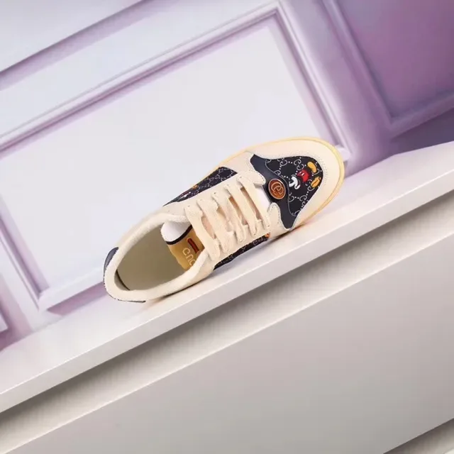Gucci Beige Navy Low-Top Leather-and-Monogram-Panel Lifestyle Sneakers 7