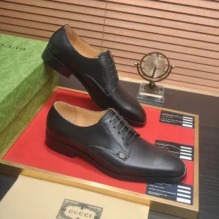 Gucci Black Beige Leather Cap Toe Oxford Shoes
