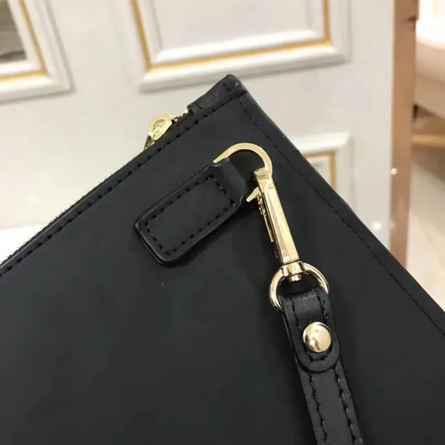 Gucci Black Gold Leather-Like Exterior GG Monogram Jacquard Flap Envelope Clutch 5