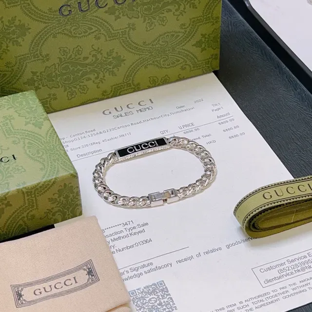 Gucci Chunky Curb Chain Enamel Logo Bracelet 6