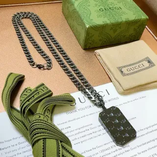 Gucci Dog Tag Pendant Silver Green Heavy Curb Chain Engraved GG Necklace
