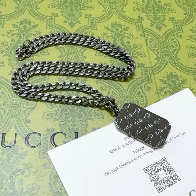 Gucci Dog Tag Pendant Silver Green Heavy Curb Chain Engraved GG Necklace 2