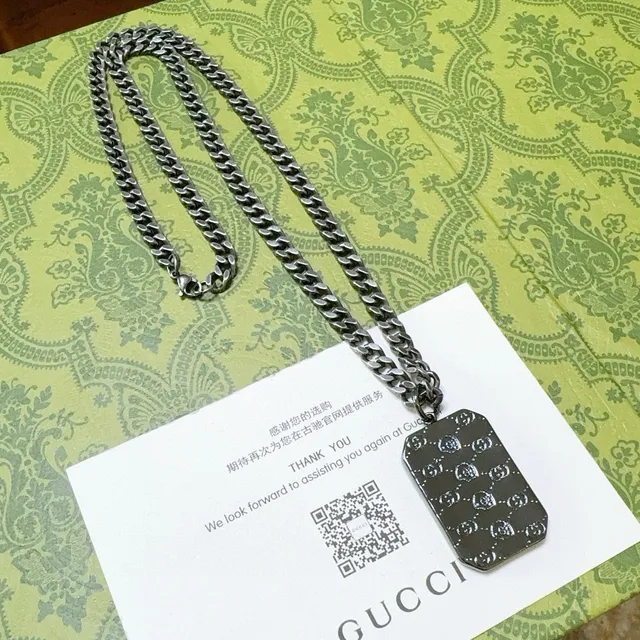 Gucci Dog Tag Pendant Silver Green Heavy Curb Chain Engraved GG Necklace 3