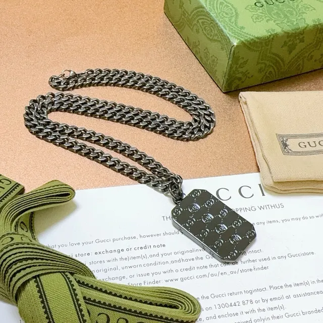 Gucci Dog Tag Pendant Silver Green Heavy Curb Chain Engraved GG Necklace 6