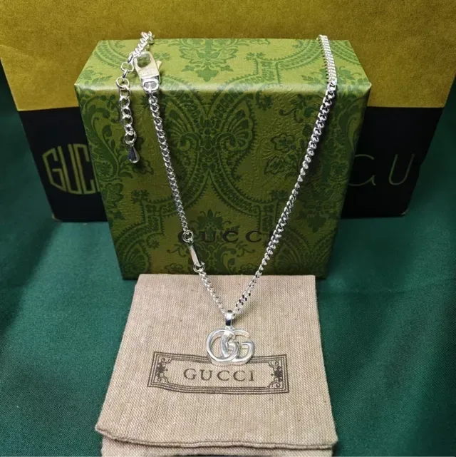 Gucci Double G Gold Silver Interlocking Pendant Cable Chain Necklace 4