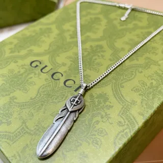 Gucci Collier Pendentif Plume Argent