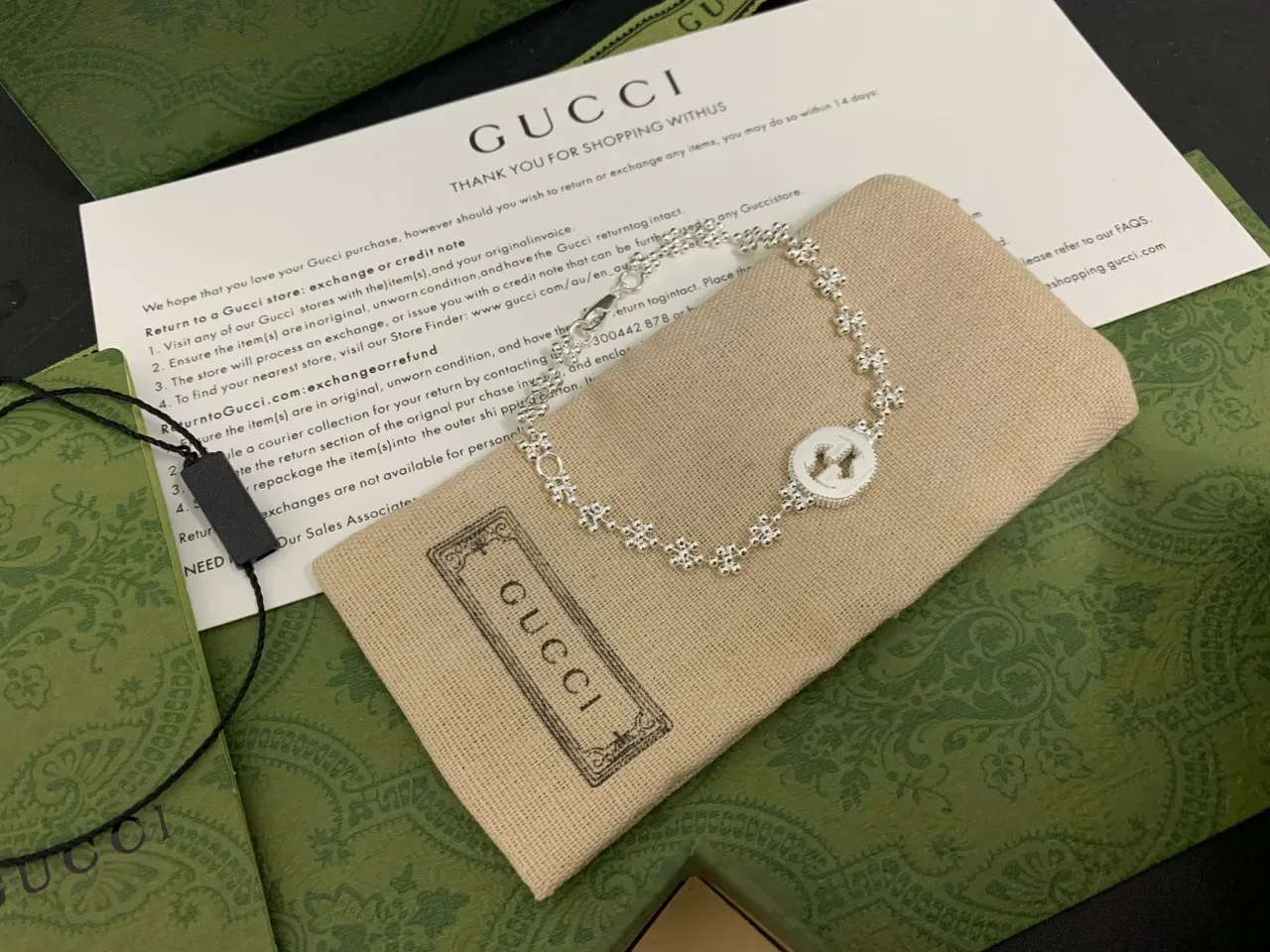 Gucci Floral-Link Silver Medallion Bracelet 2