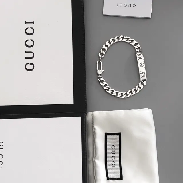 Gucci GG Marmont Engraved Curb-Link Silver Bracelet 8