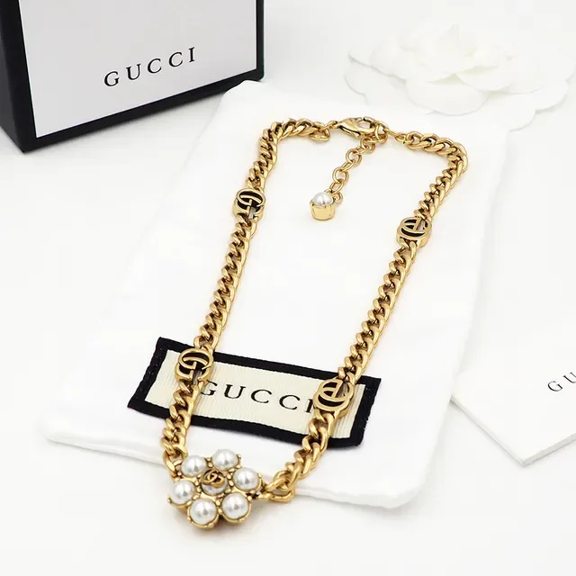 Gucci GG Marmont Gold White Chunky Curb Chain Logo Links Necklace 8