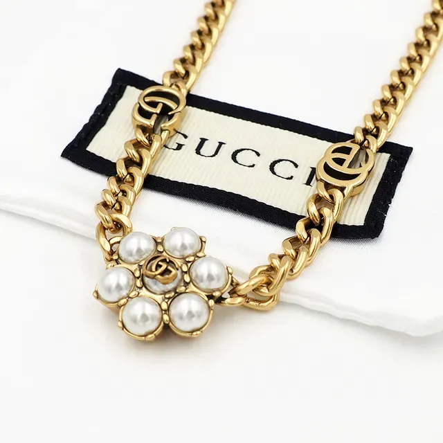Gucci GG Marmont Gold White Chunky Curb Chain Logo Links Necklace 9