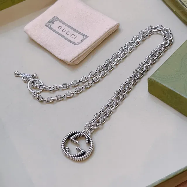 Gucci GG Marmont Interlocking G Beaded Pendant Necklace 8