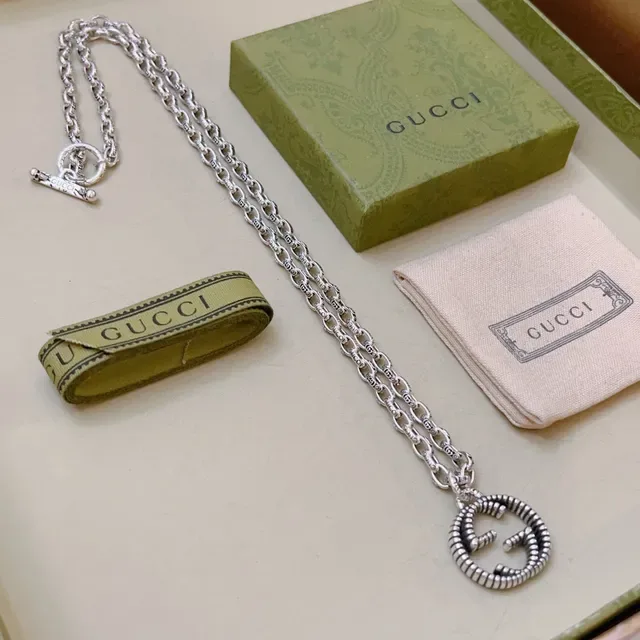 Gucci GG Marmont Interlocking G Beaded Pendant Necklace 9