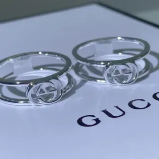 Gucci GG Marmont Interlocking G Anillos de doble banda plateados