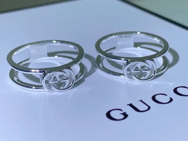 Gucci GG Marmont Interlocking G Double-Band Silver Rings 8