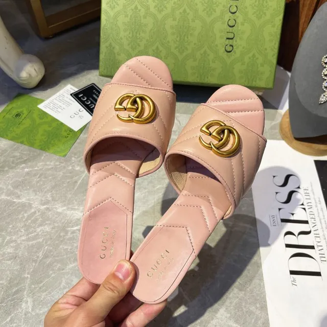 Gucci GG Marmont Pink Gold Quilted Chevron Stitching Interlocking Hardware Block Heel 6