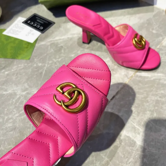 Gucci GG Marmont Quilted Pink Leather Interlocking G Buckle Pumps 2