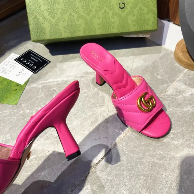 Gucci GG Marmont Quilted Pink Leather Interlocking G Buckle Pumps 3