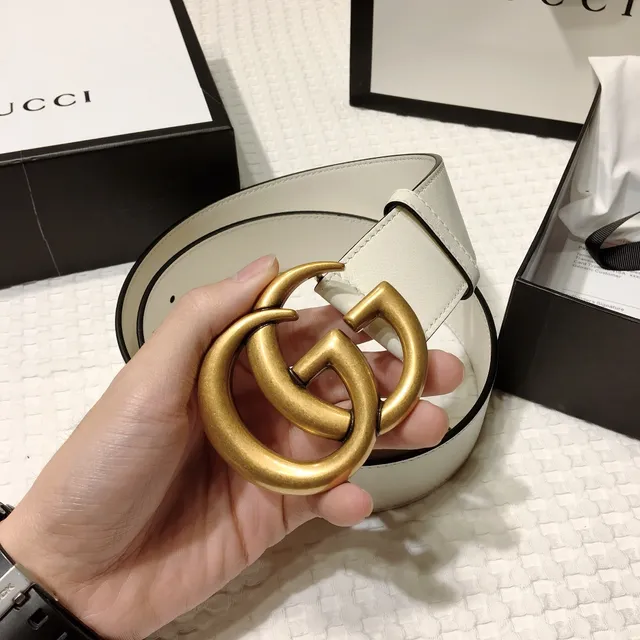 Gucci GG Marmont Ceinture en cuir lisse boucle Interlocking Double-G en or blanc 9