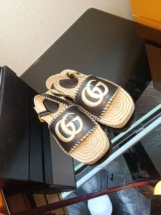 Gucci GG Marmont صندل كاجوال منسوج رافيا 5