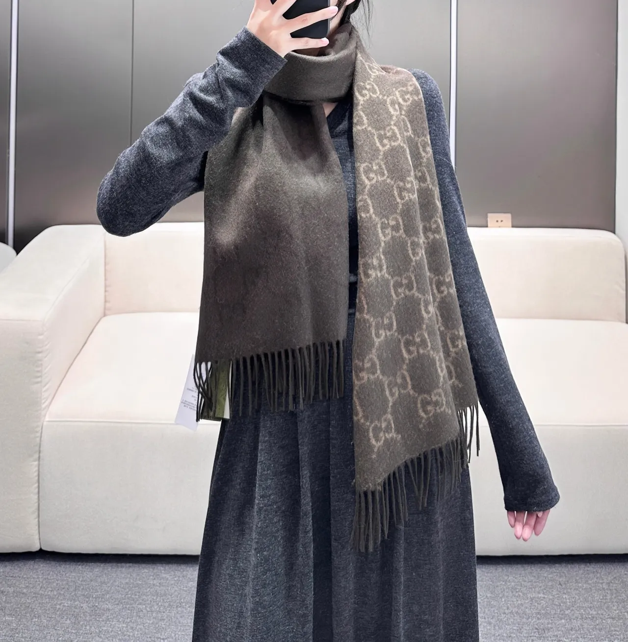 Gucci GG Monogram Jacquard Fringed Cashmere Scarf 3