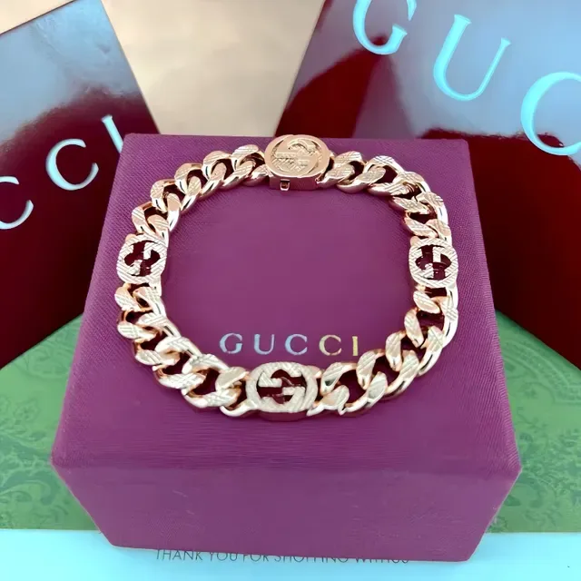 Gucci Gold Chunky Curb-Link Embossed Interlocking G Motifs Bracelet 3