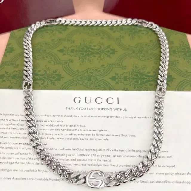 Gucci Gold Chunky Curb-Link Embossed Interlocking G Motifs Bracelet 7