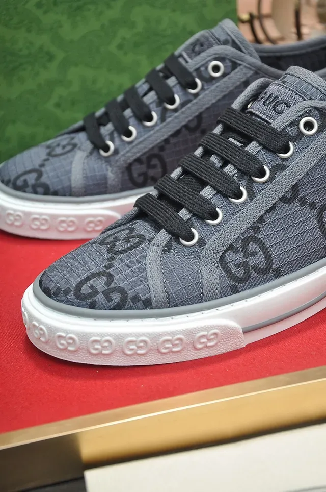 غوتشي رمادي أبيض Monogram-Print كانفاس علوي كعب مطاطي مسطح سنيكرز أسلوب حياة 8