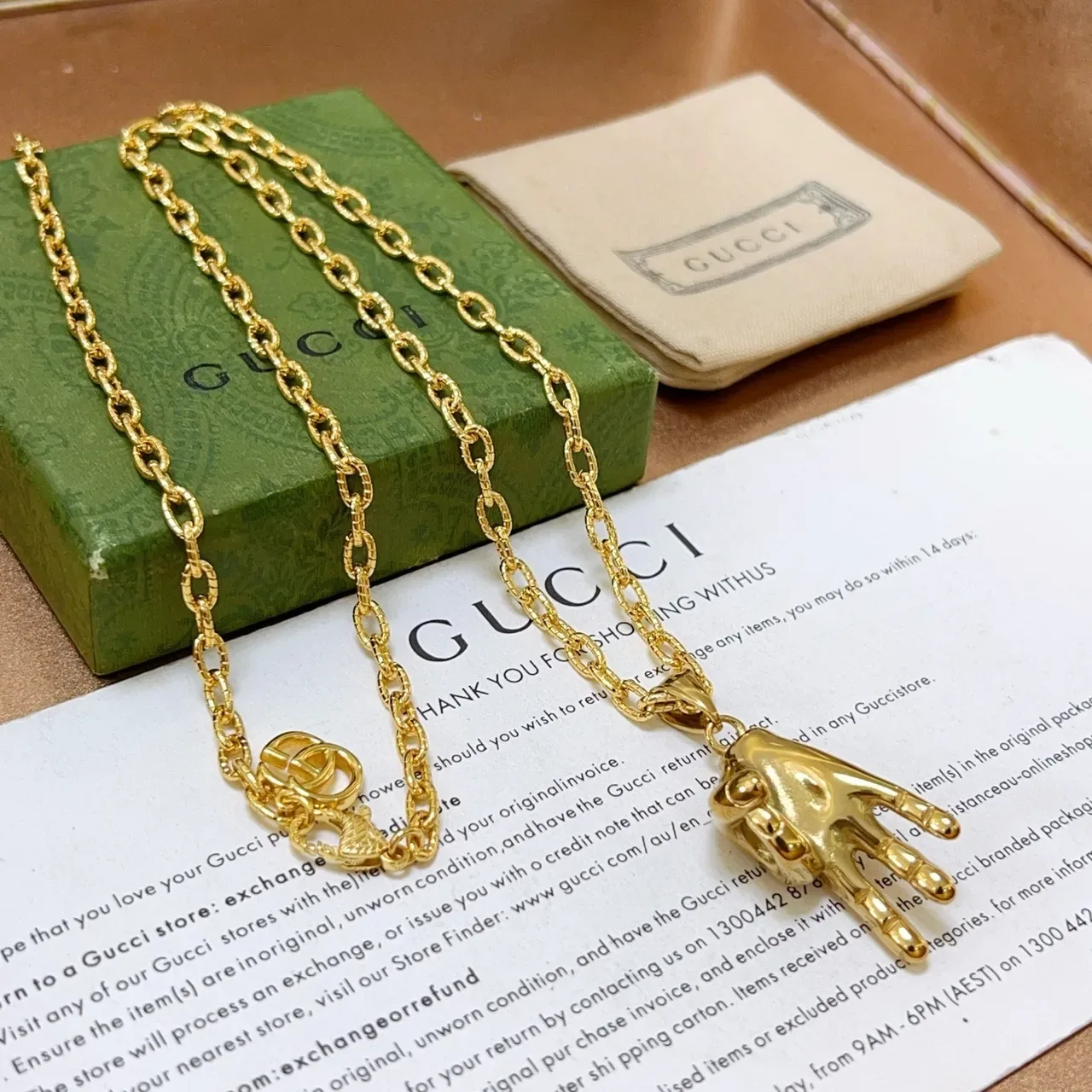 Gucci Hand Motif Gold-Tone Chain Necklace 3