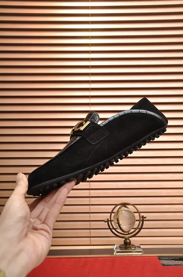 Gucci Horsebit 1955 Black Croc-Embossed Leather Loafers 6