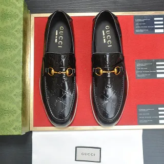 Gucci Horsebit 1955 黑色漆皮乐福鞋