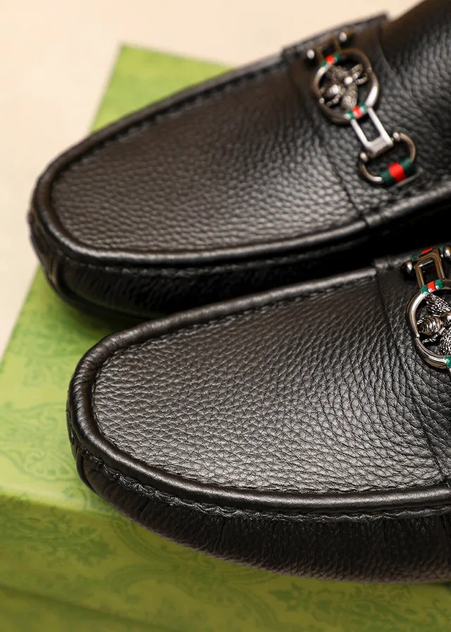 Gucci Horsebit 1955 Black Pebbled Leather Loafer 6