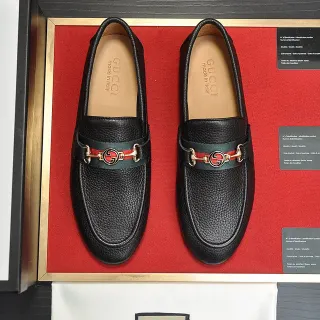 Gucci Horsebit 1955 Black Pebbled Leather Loafers