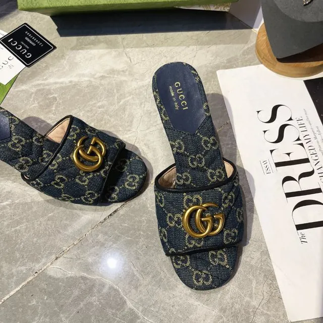 Gucci Horsebit 1955 أزرق ذهبي GG Monogram جينز إبزيم كاجوال صندل 2