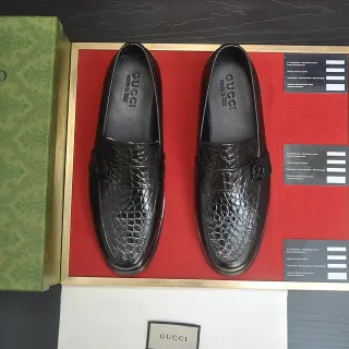 Gucci Horsebit 1955 Crocodile-Embossed Black Loafers