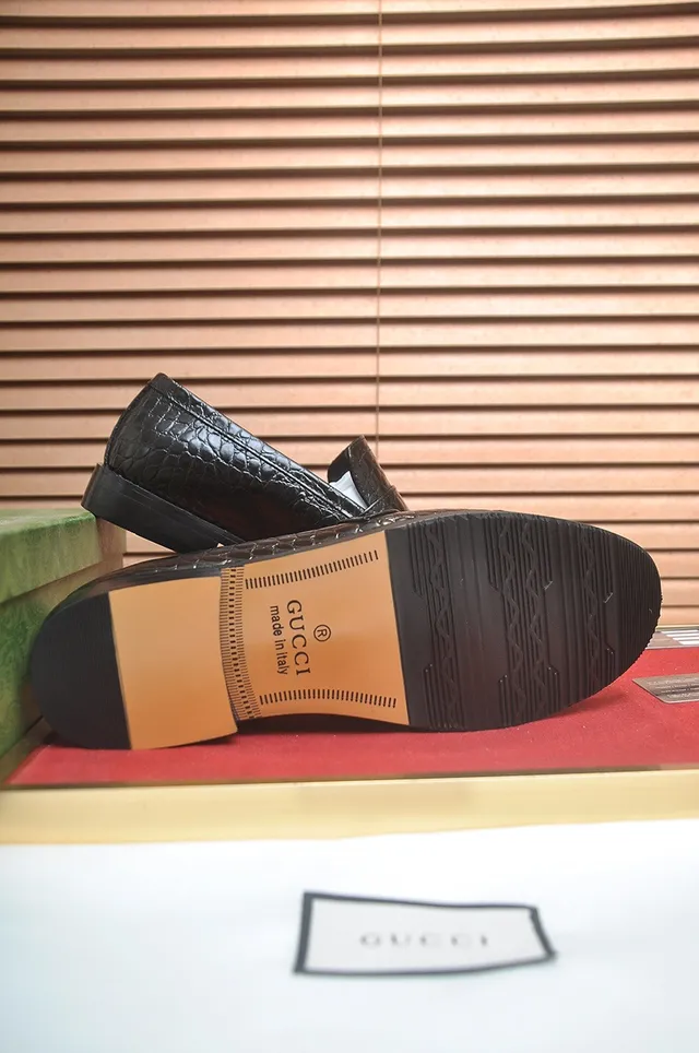 Gucci Horsebit 1955 Mocassins de crocodilo pretos 7